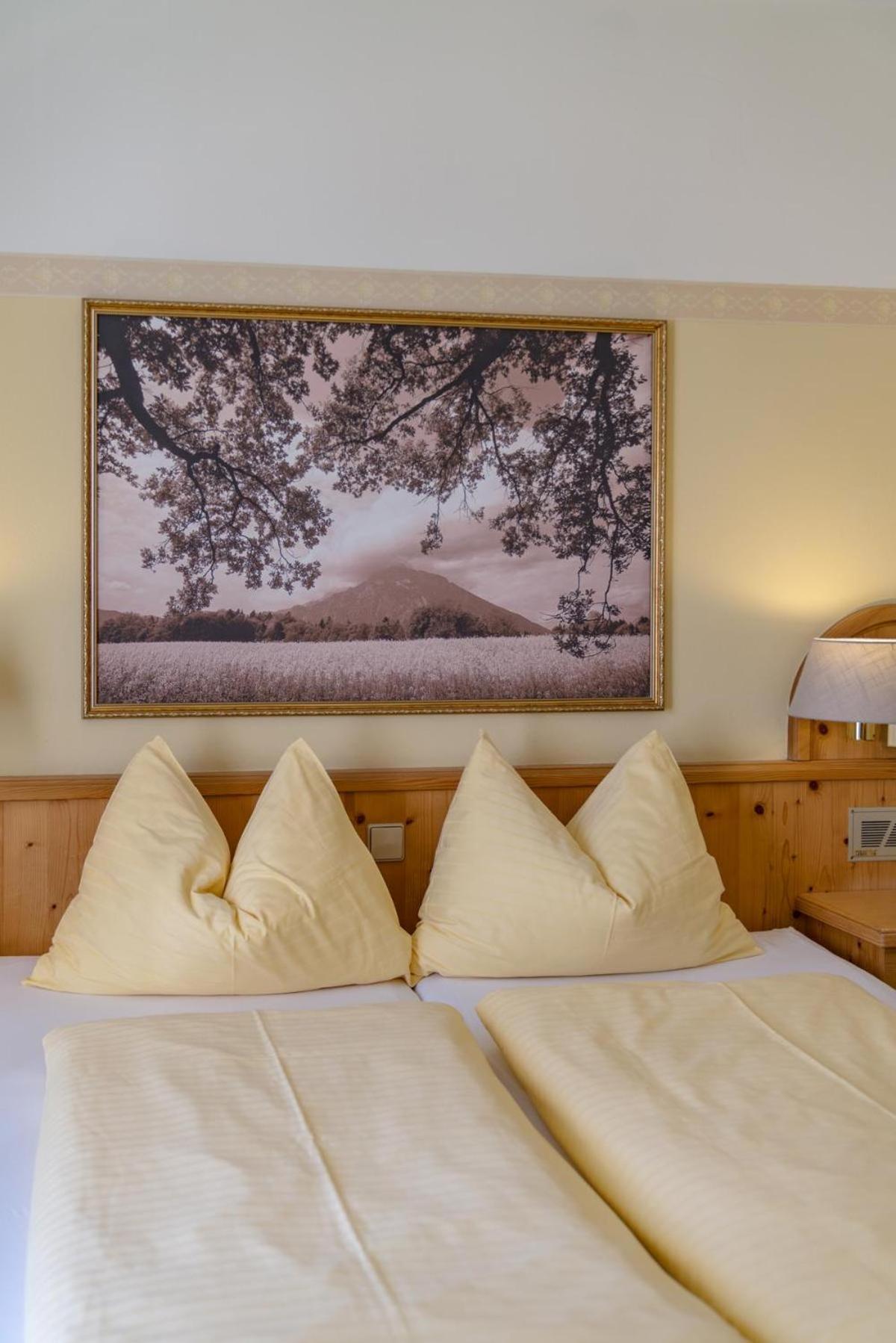 Hotel Restaurant Lebzelter Altenmarkt im Pongau Eksteriør bilde
