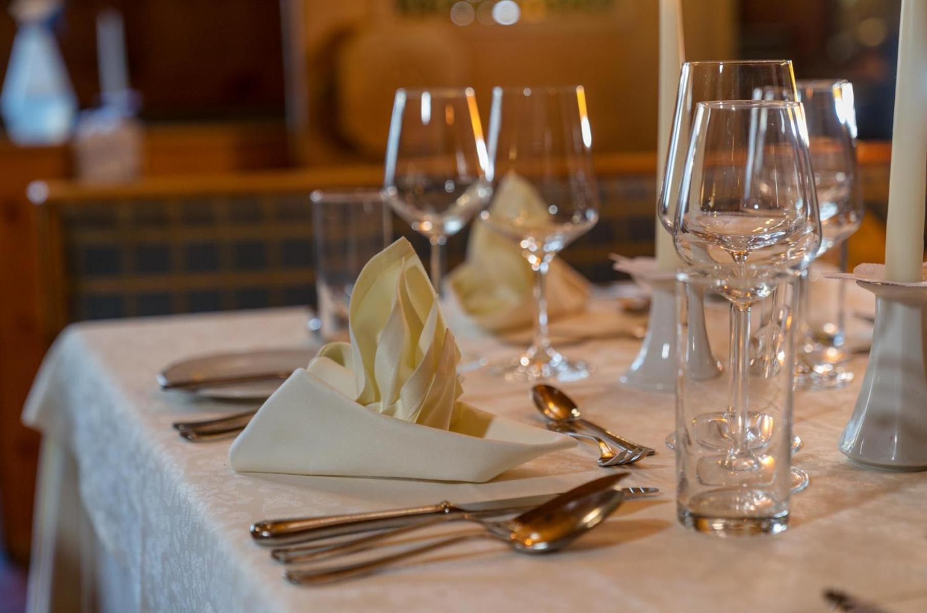 Hotel Restaurant Lebzelter Altenmarkt im Pongau Eksteriør bilde